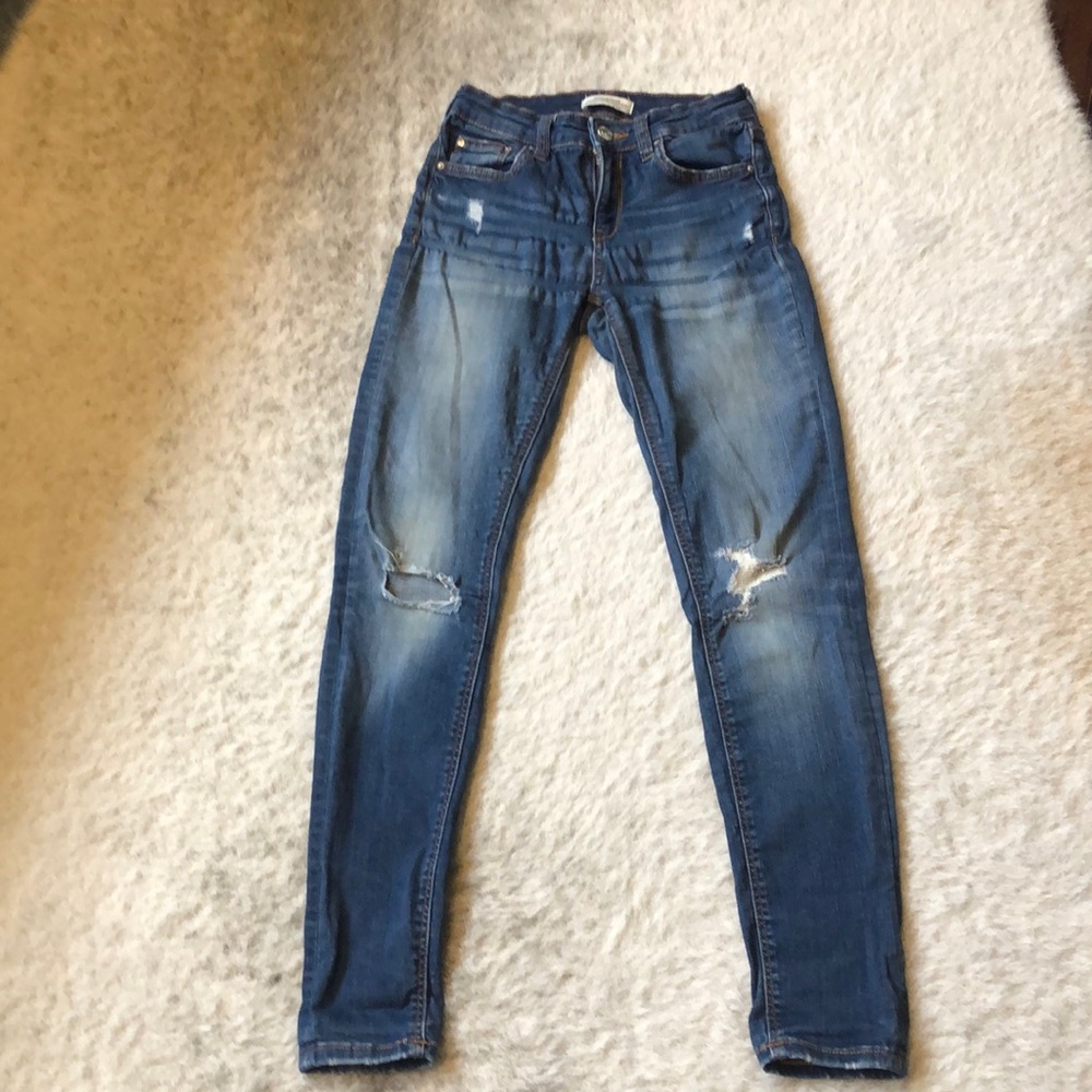 Zara Ripped Skinny Jeans